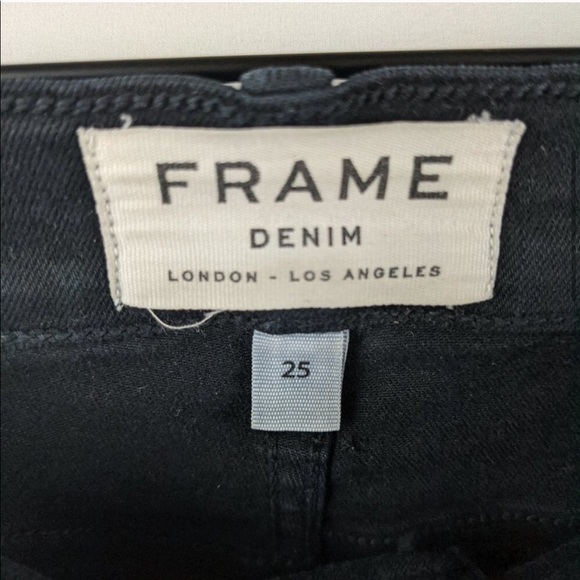 Frame Le Skinny de Jeanne distressed black jeans - Picture 6 of 9